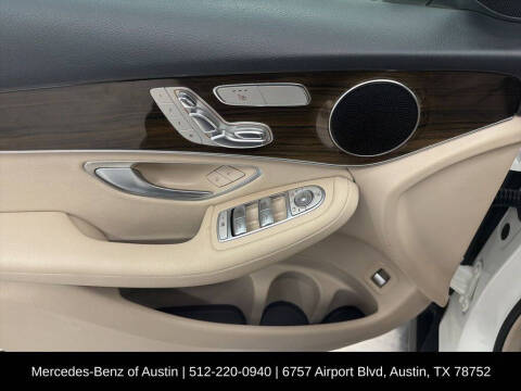 2021 Mercedes-Benz GLC GLC 300