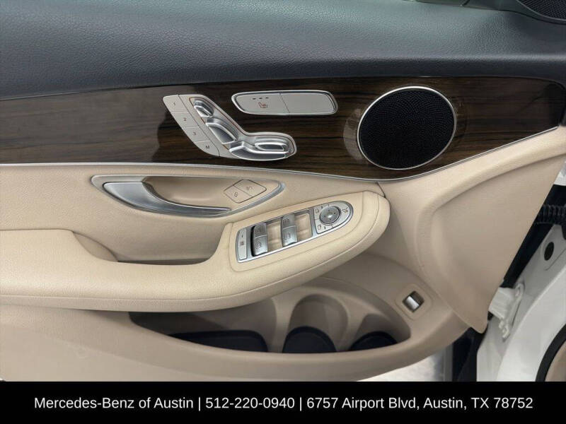 2021 Mercedes-Benz GLC GLC 300