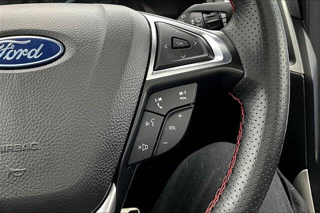 2022 Ford Edge ST-Line