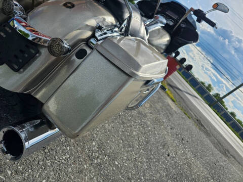 2018 Harley-Davidson FLTRX RoadGlide Hard Candy Ed