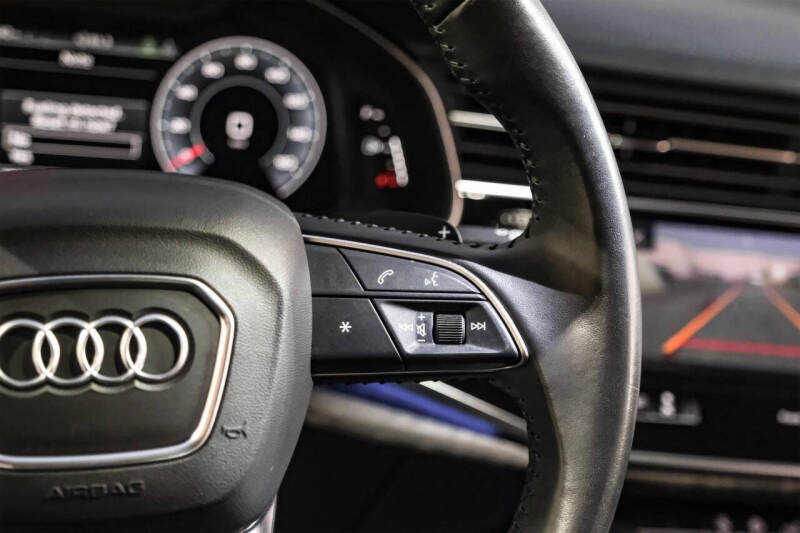 2020 Audi Q8 quattro Prestige 55 TFSI