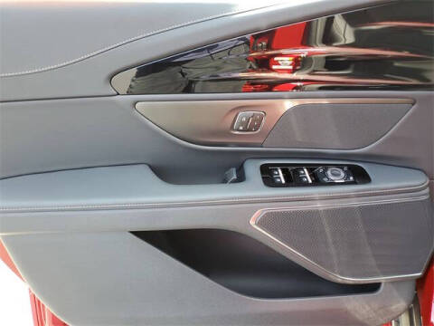 2025 Lincoln Nautilus Hybrid Premiere