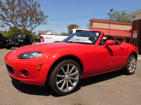 2007 Mazda MX-5 Miata for sale at Delaware Auto Sales in Delaware OH