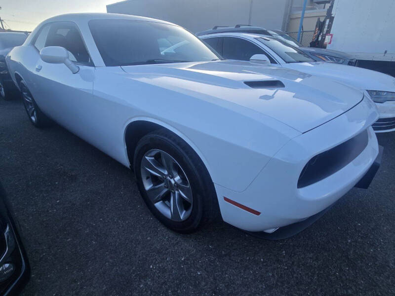 2015 Dodge Challenger SXT