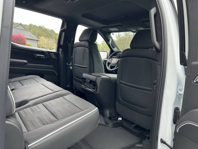 2025 GMC Sierra 1500 AT4X