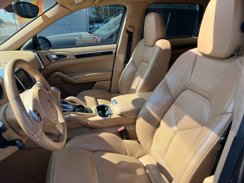 2011 Porsche Cayenne Tiptronic