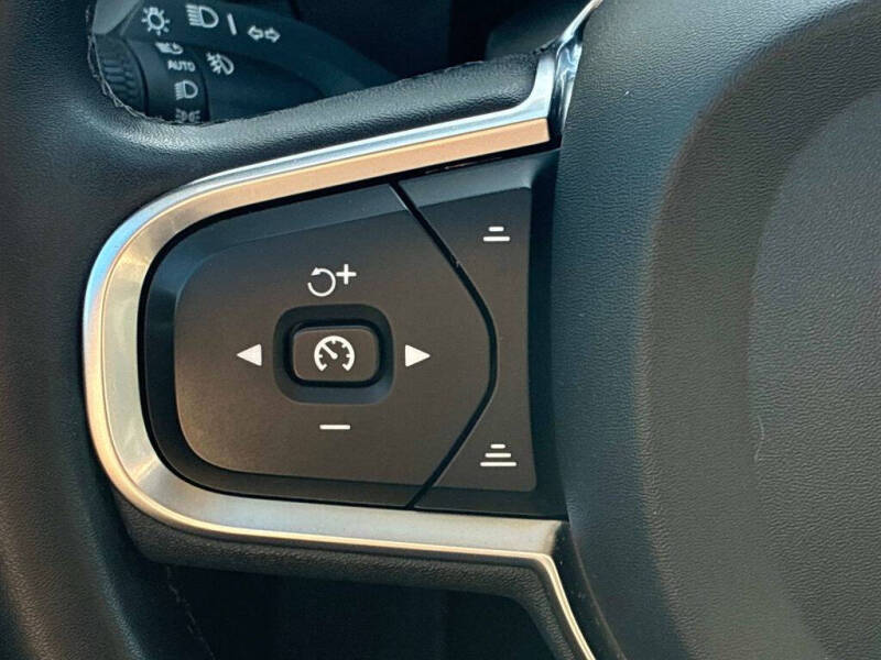 2023 Volvo XC60 B5 Core