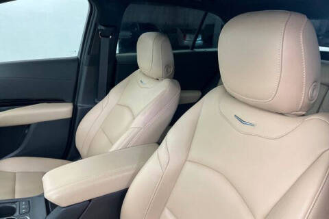 2024 Cadillac XT4 Luxury