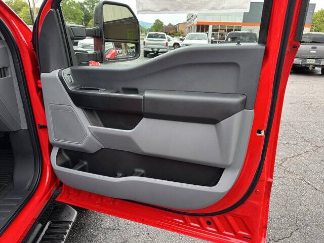 2025 Ford F-350 Super Duty XL