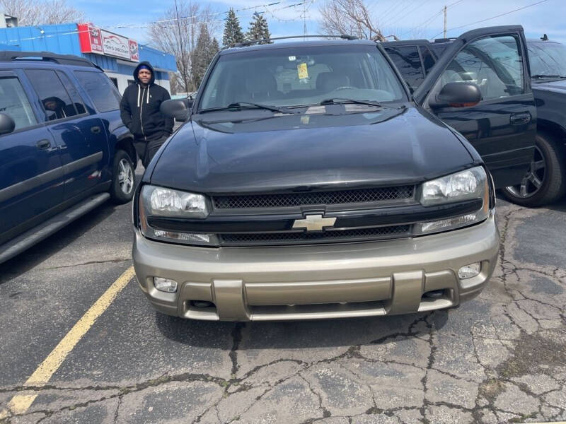 2005 Chevrolet TrailBlazer EXT for sale at Tom's Discount Auto Sales in Flint MI
