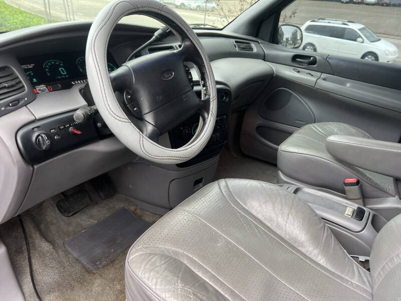 1996 Ford Windstar LX