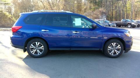 2017 Nissan Pathfinder for sale at Mark's Discount Truck & Auto in Londonderry NH