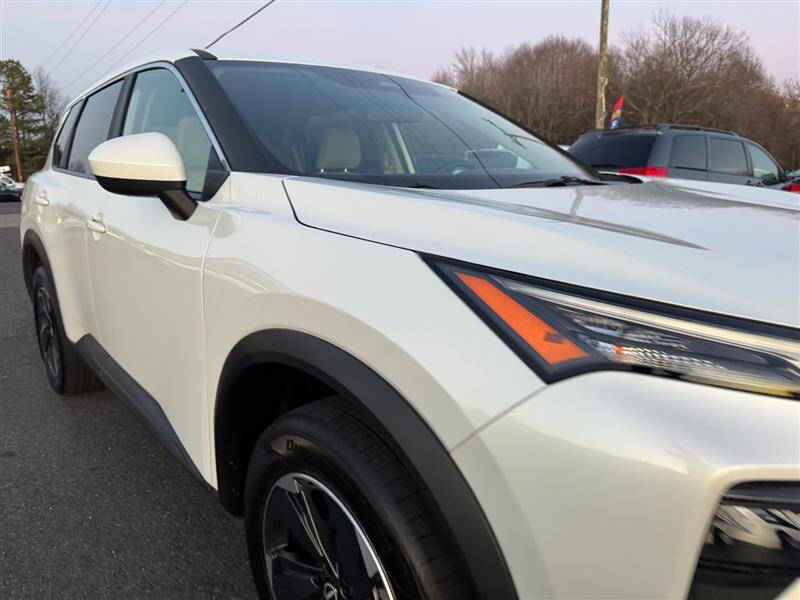 2025 Nissan Rogue SV