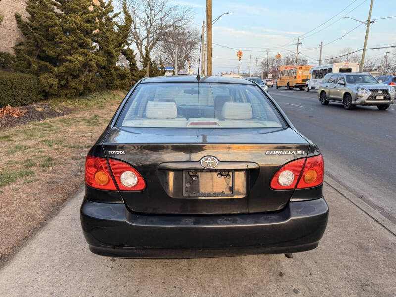 2003 Toyota Corolla LE