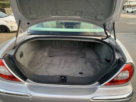 2006 Jaguar XJ-Series XJ8 L