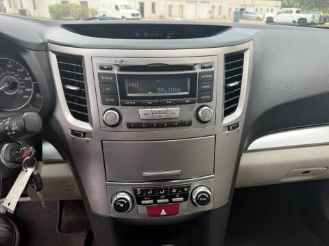 2012 Subaru Outback 2.5i Premium