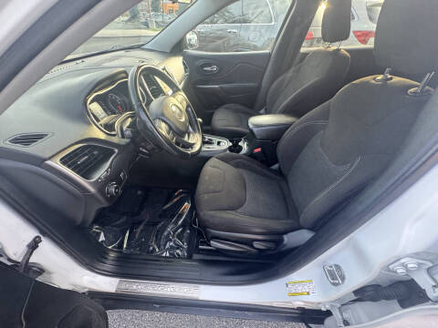 2019 Jeep Cherokee Latitude