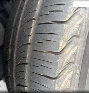 2011 Nissan Pathfinder LE