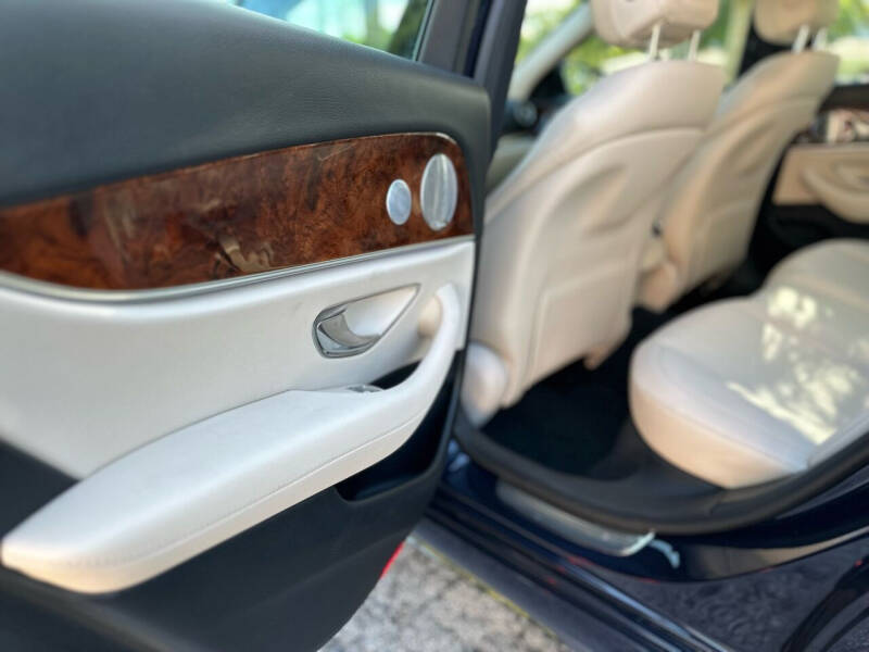 2018 Mercedes-Benz E-Class E 300