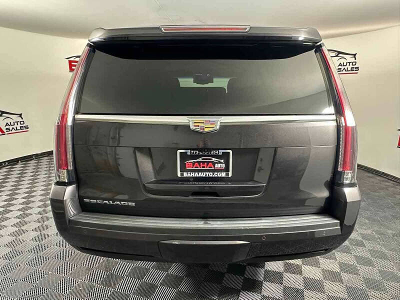 2017 Cadillac Escalade Luxury
