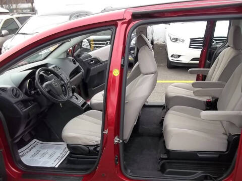 2013 Mazda MAZDA5 Sport