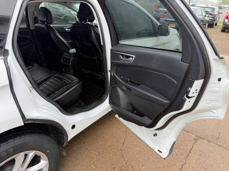 2019 Ford Edge SEL