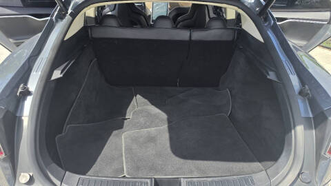 2013 Tesla Model S