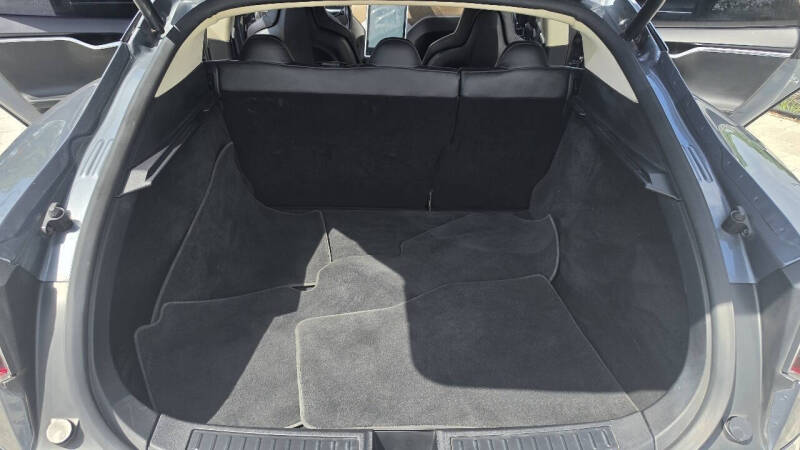 2013 Tesla Model S