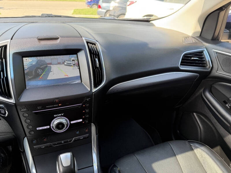 2017 Ford Edge Titanium