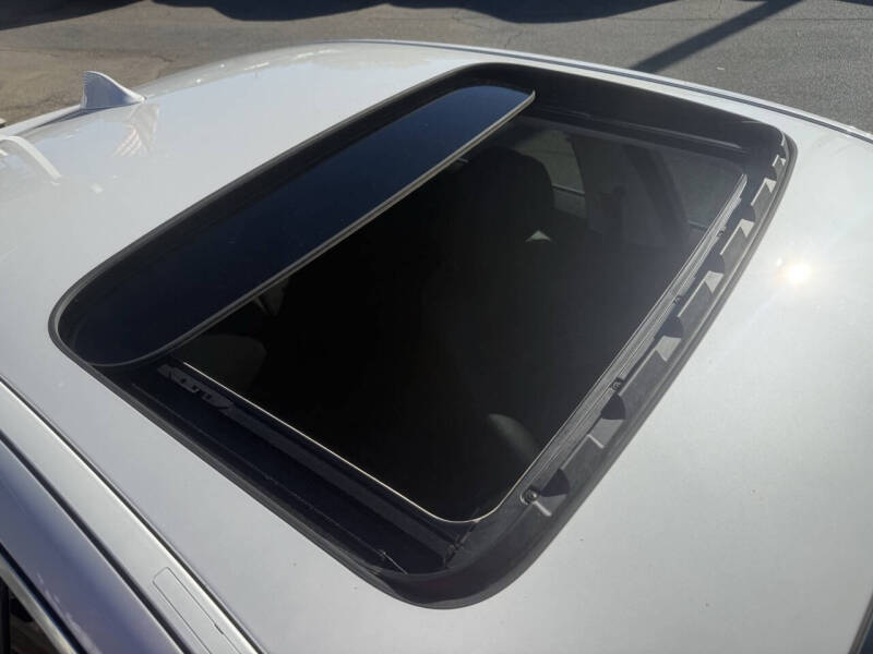 2016 BMW 5 Series 528i