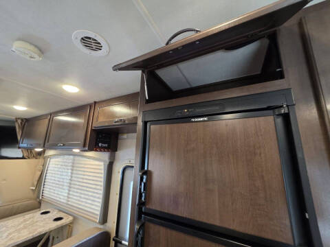 2020 Thor Motor Coach Chateau