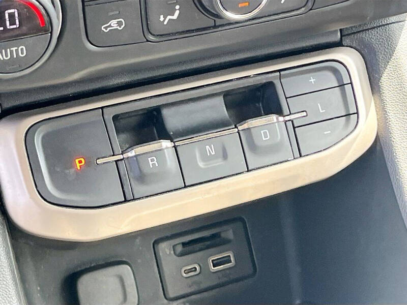 2020 GMC Acadia Denali