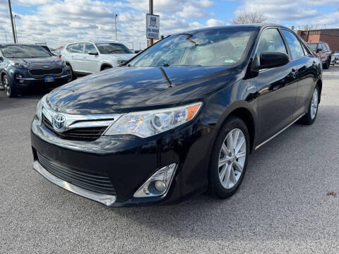 2014 Toyota Camry Hybrid LE