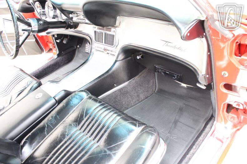 1963 Ford Thunderbird