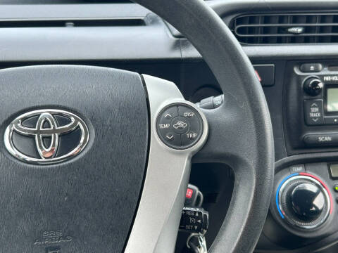 2013 Toyota Prius c Four