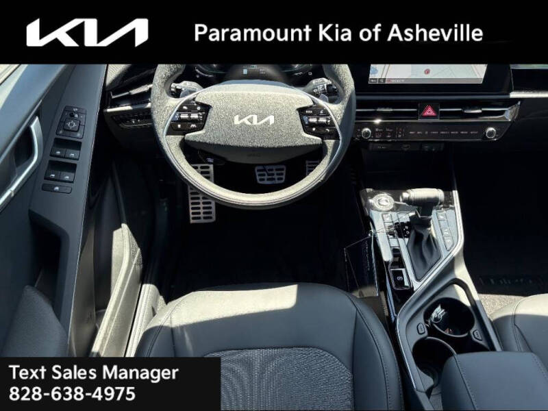 2025 Kia Niro EX Touring