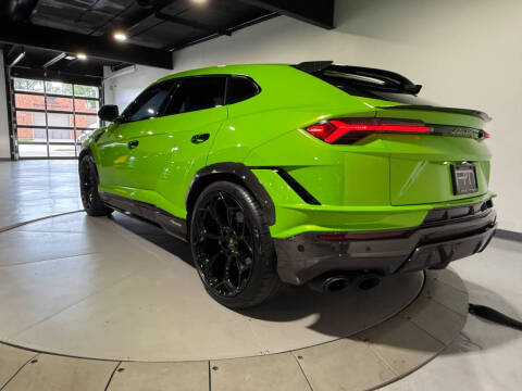 2024 Lamborghini Urus Performante