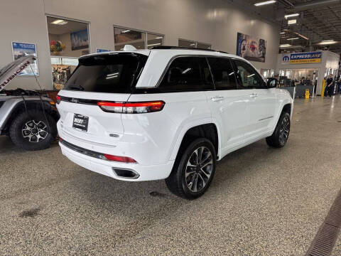 2022 Jeep Grand Cherokee Overland