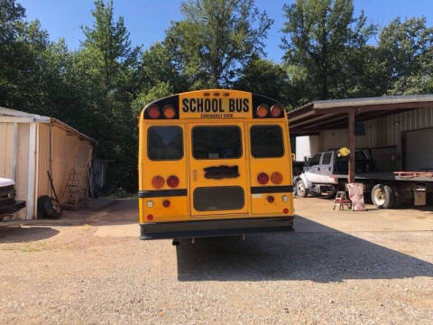 2005 Freightliner FS65 Thomas Built Buses