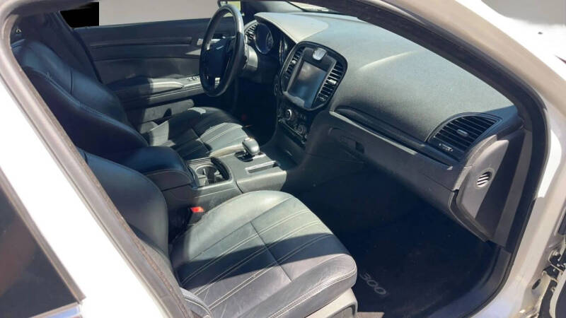 2013 Chrysler 300 S