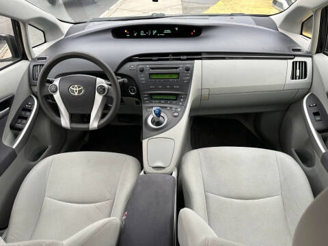 2010 Toyota Prius II