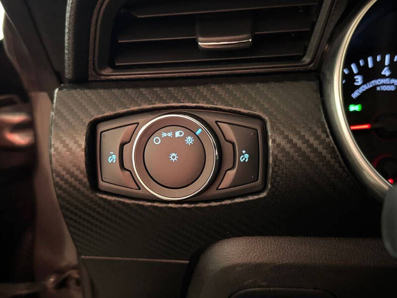 2019 Ford Mustang EcoBoost