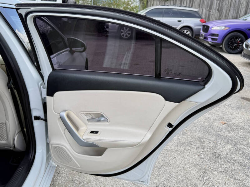 2020 Mercedes-Benz A-Class A 220