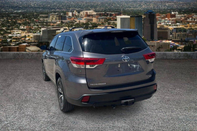 2019 Toyota Highlander LE Plus