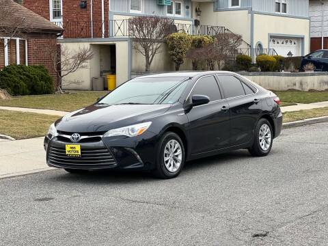 2016 Toyota Camry Hybrid for sale at Reis Motors LLC in Lawrence NY