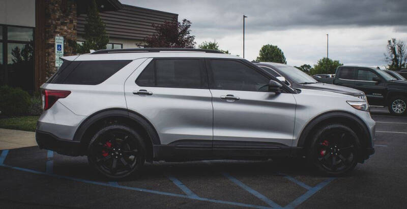 2020 Ford Explorer ST