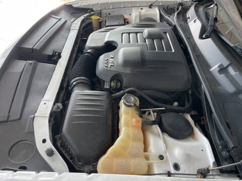 2015 Dodge Challenger SXT Plus