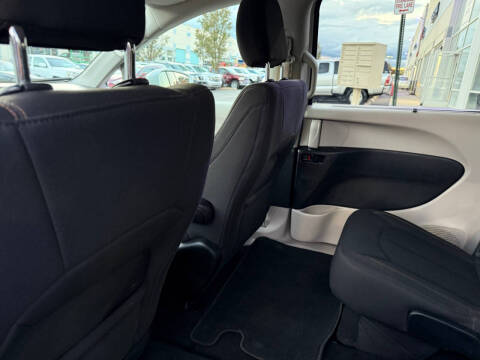 2018 Chrysler Pacifica Touring Plus