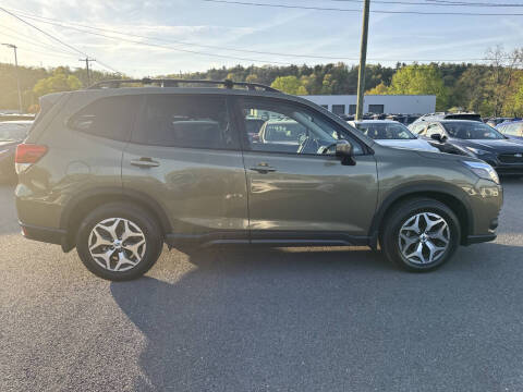2023 Subaru Forester Premium