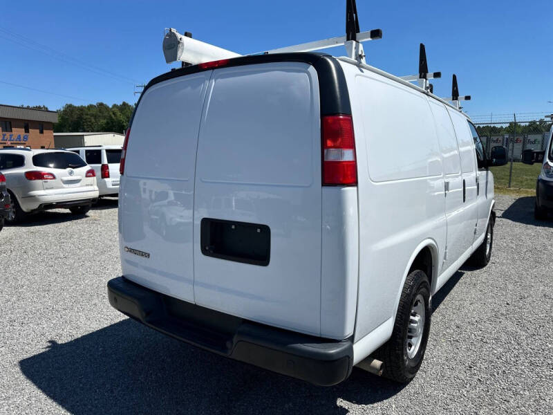 2021 Chevrolet Express 2500